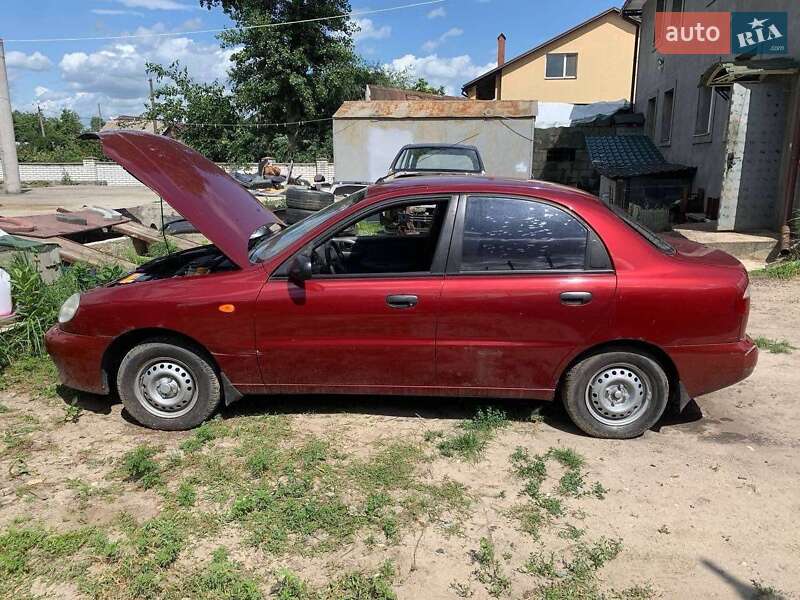 Седан Daewoo Sens 2006 в Макарові