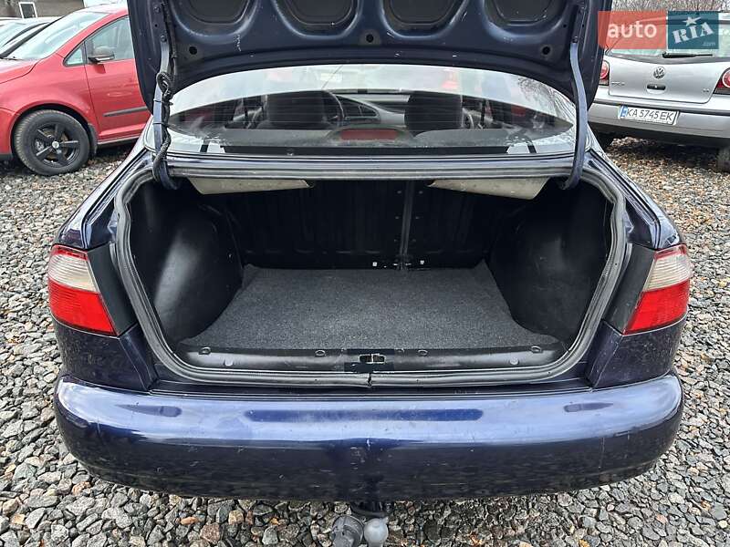 Седан Daewoo Sens 2004 в Смілі