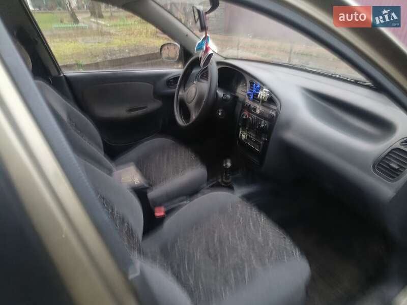 Седан Daewoo Sens 2006 в Сумах