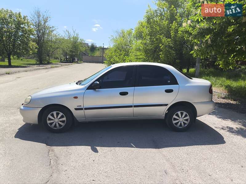 Седан Daewoo Sens 2003 в Запоріжжі