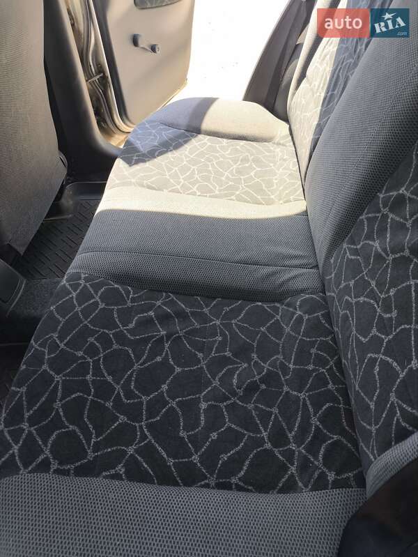 Седан Daewoo Sens 2003 в Запоріжжі