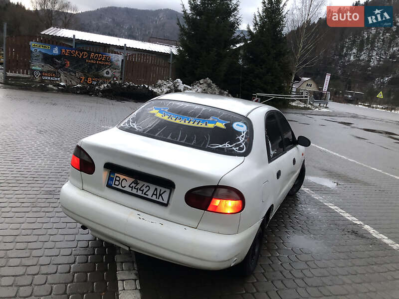 Седан Daewoo Sens 2005 в Сколе