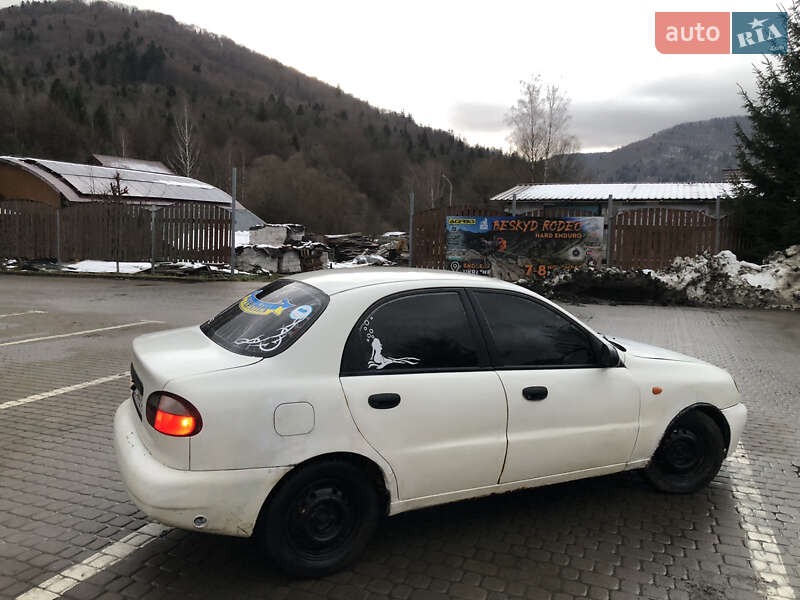 Седан Daewoo Sens 2005 в Сколе