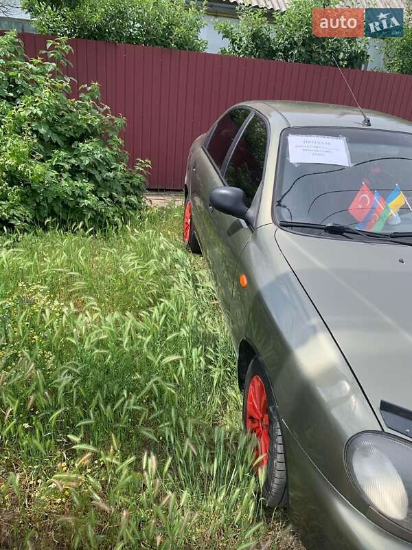 Седан Daewoo Sens 2004 в Запорожье