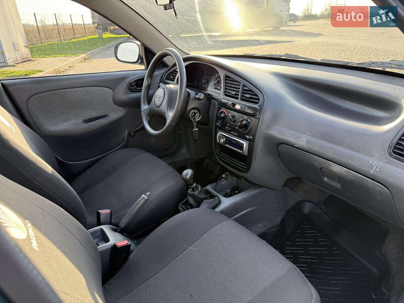 Седан Daewoo Sens 2006 в Новомосковську