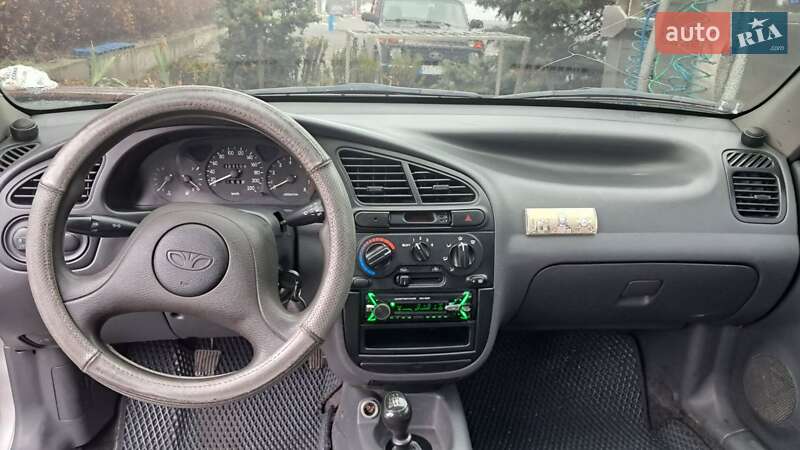 Седан Daewoo Sens 2005 в Запорожье