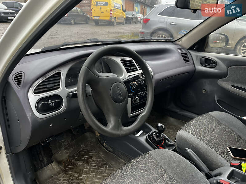 Седан Daewoo Sens 2004 в Хмельницком