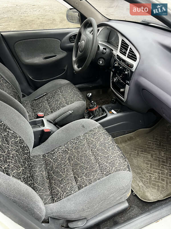 Седан Daewoo Sens 2004 в Хмельницком