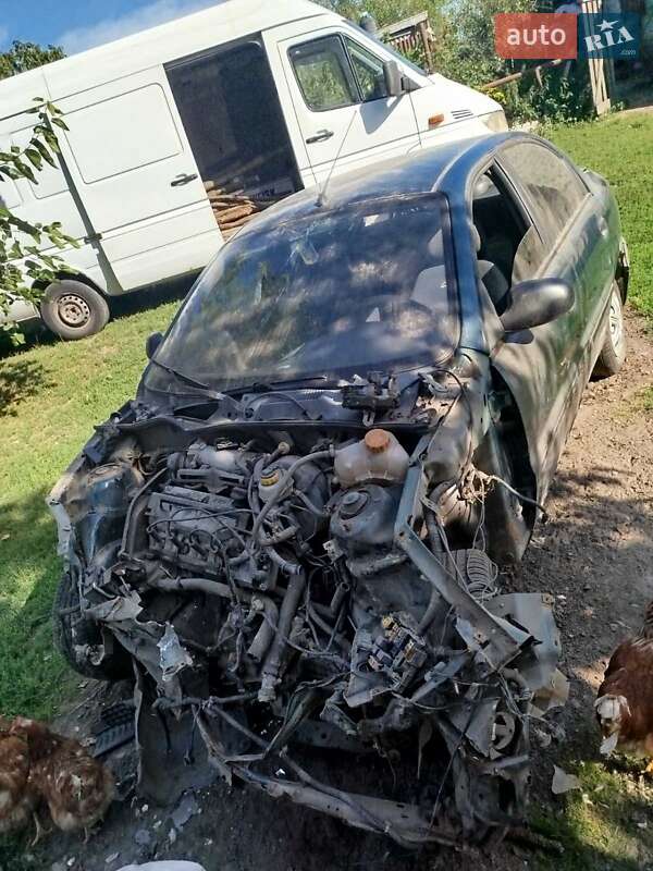 Седан Daewoo Sens 2005 в Ровно