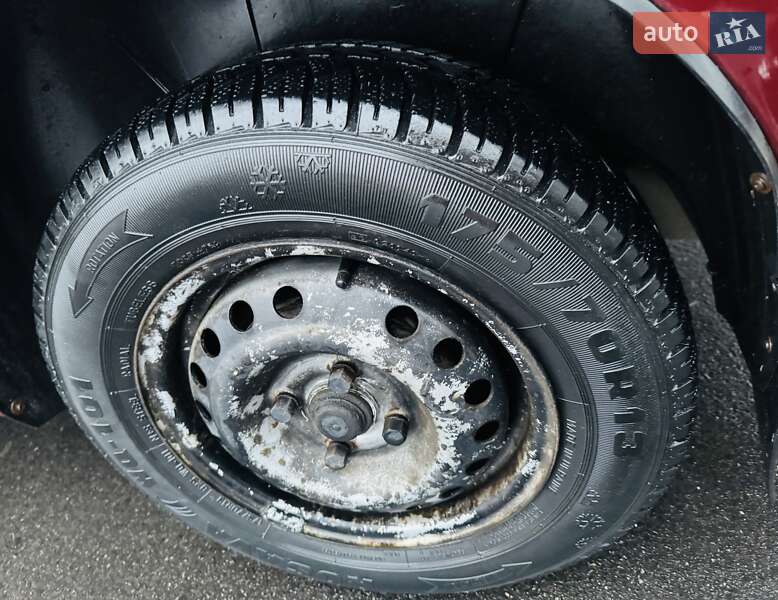 Седан Daewoo Sens 2003 в Белогородке