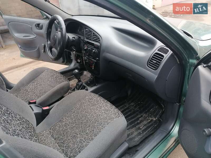 Седан Daewoo Sens 2011 в Виннице