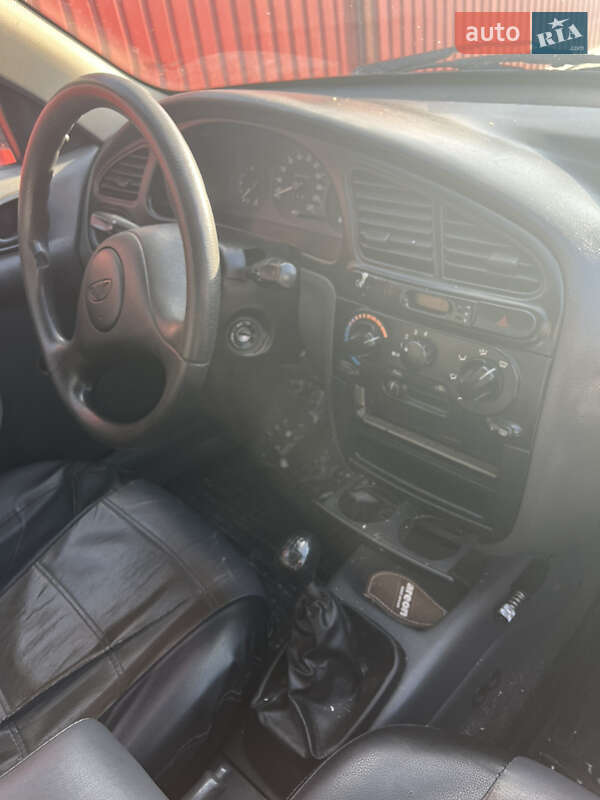 Седан Daewoo Sens 2004 в Броварах