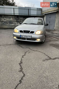 Седан Daewoo Sens 2003 в Львове