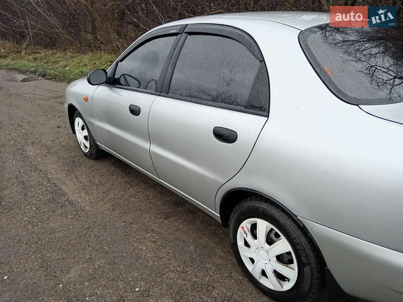 Седан Daewoo Sens 2004 в Красилове