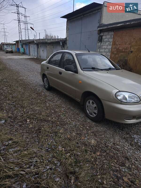 Седан Daewoo Sens 2011 в Харькове