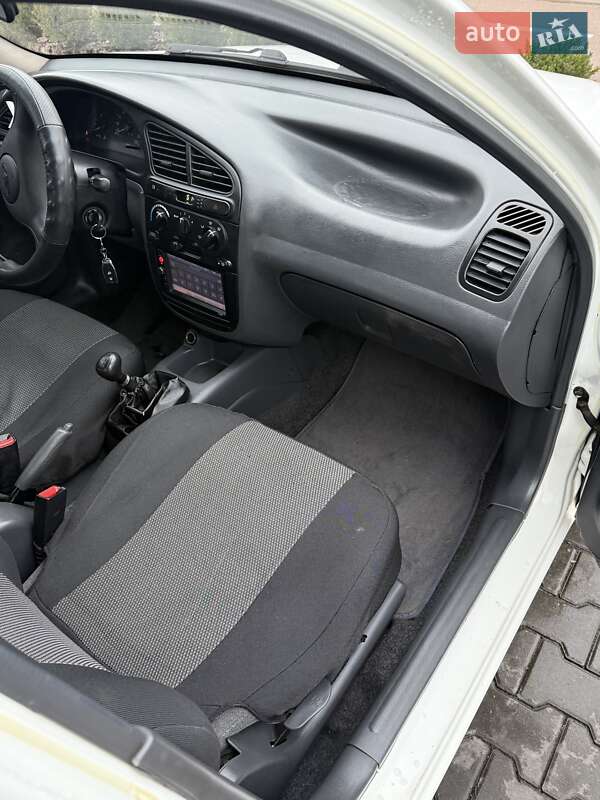 Седан Daewoo Sens 2004 в Виннице