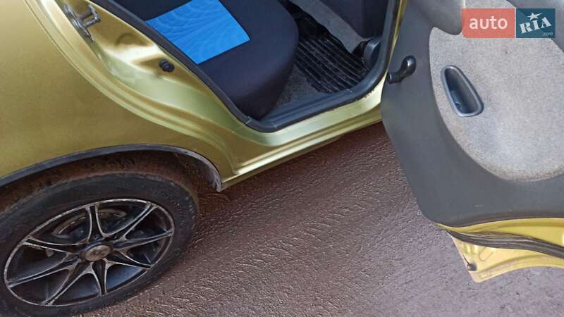 Седан Daewoo Sens 2006 в Виннице