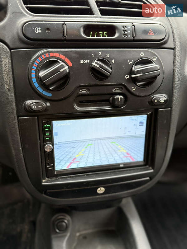 Седан Daewoo Sens 2002 в Киеве