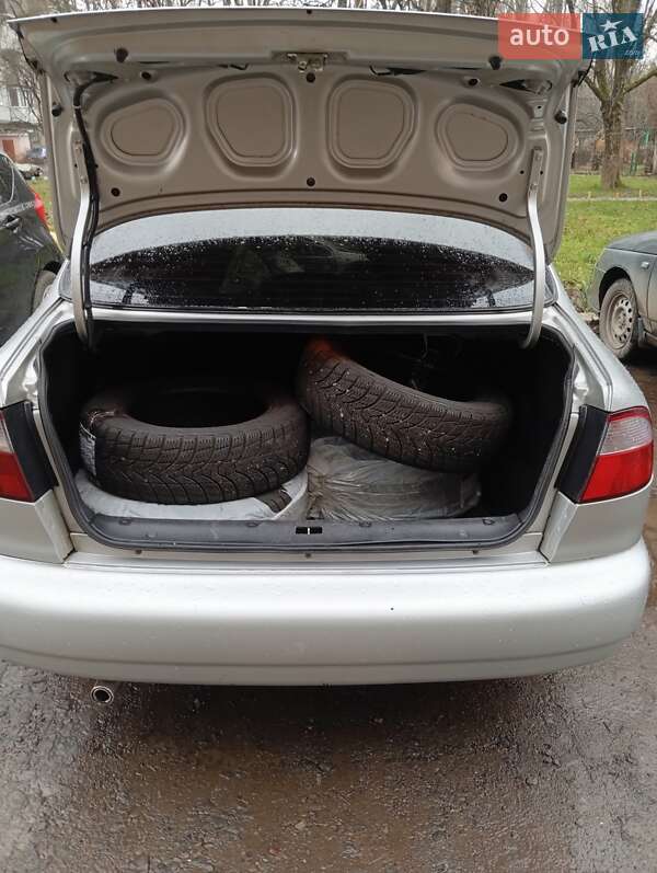 Седан Daewoo Sens 2005 в Ужгороде