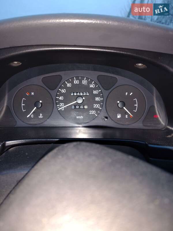 Седан Daewoo Sens 2006 в Нежине