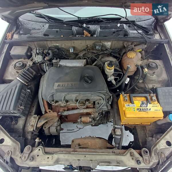 Седан Daewoo Sens 2006 в Житомире