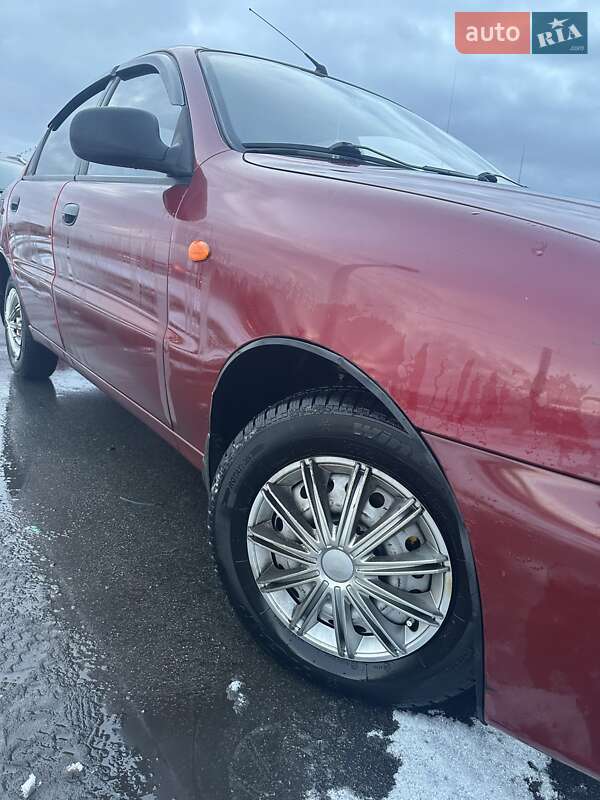 Седан Daewoo Sens 2005 в Киеве