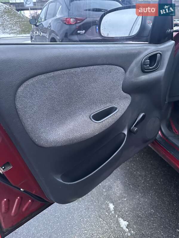 Седан Daewoo Sens 2005 в Киеве