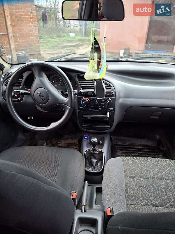 Седан Daewoo Sens 2006 в Котельві