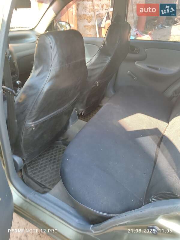 Седан Daewoo Sens 2002 в Полтаві