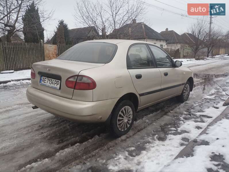 Седан Daewoo Sens 2003 в Запоріжжі