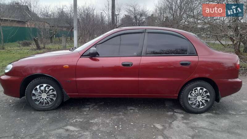 Седан Daewoo Sens 2002 в Гадяче