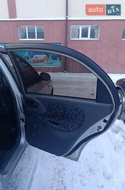 Седан Daewoo Sens 2003 в Умані