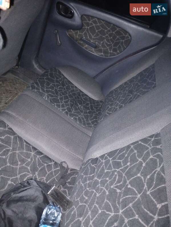 Седан Daewoo Sens 2003 в Полтаві