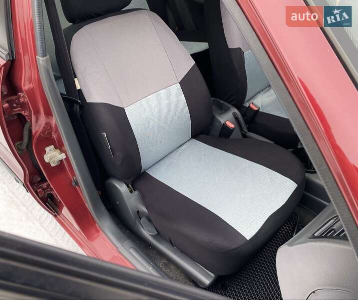 Седан Daewoo Sens 2006 в Мукачево