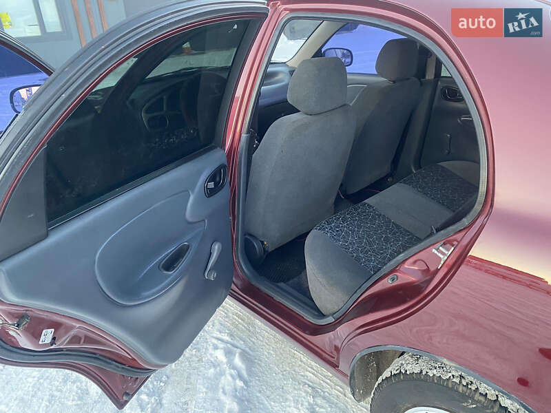 Седан Daewoo Sens 2011 в Ямполе