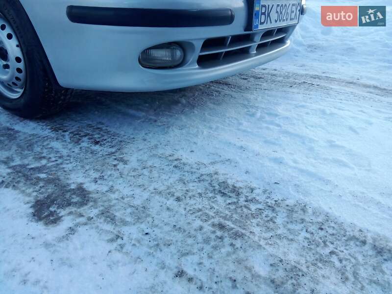 Седан Daewoo Sens 2005 в Вараше