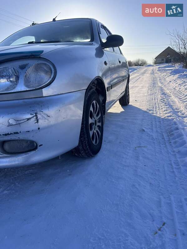 Седан Daewoo Sens 2002 в Староконстантинове