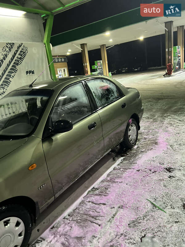 Седан Daewoo Sens 2004 в Конотопе