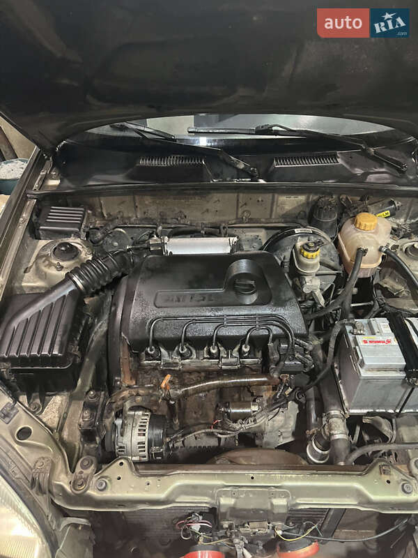 Седан Daewoo Sens 2004 в Конотопе