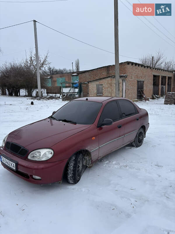 Седан Daewoo Sens 2006 в Новоукраинке