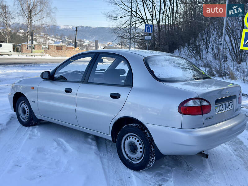 Седан Daewoo Sens 2004 в Могилев-Подольске