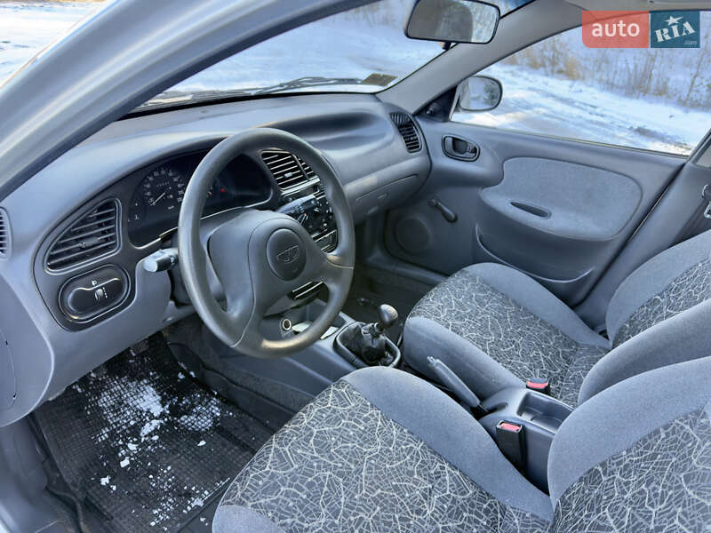 Седан Daewoo Sens 2004 в Могилев-Подольске