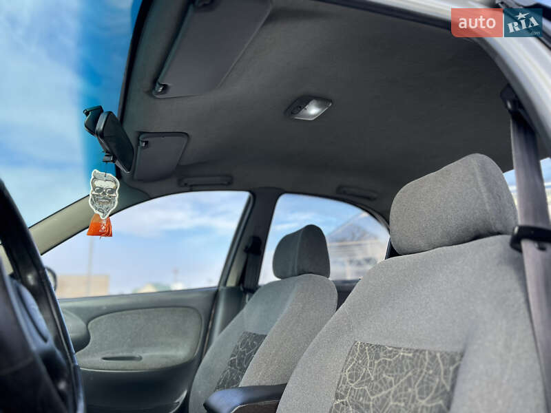 Седан Daewoo Sens 2004 в Хмельницькому