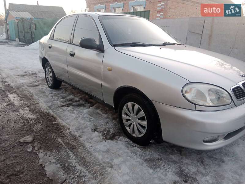 Седан Daewoo Sens 2006 в Ромнах