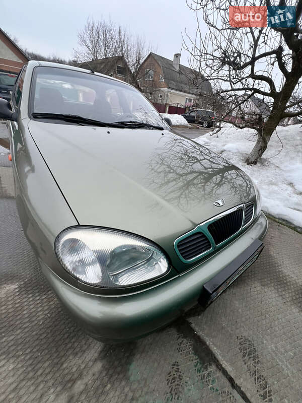 Седан Daewoo Sens 2003 в Умані