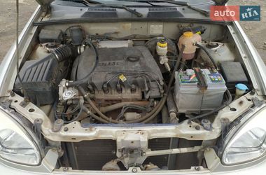 Седан Daewoo Sens 2005 в Харькове