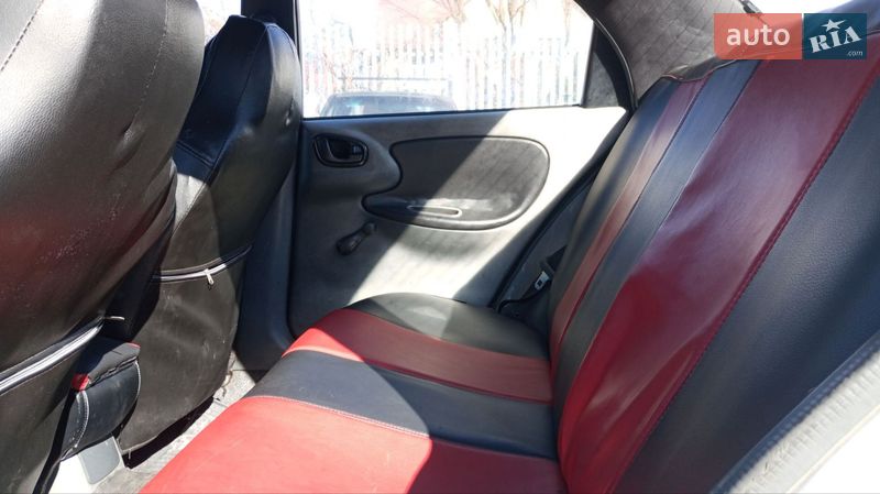 Седан Daewoo Sens 2007 в Львові