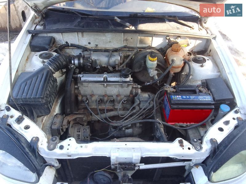 Седан Daewoo Sens 2005 в Ічні