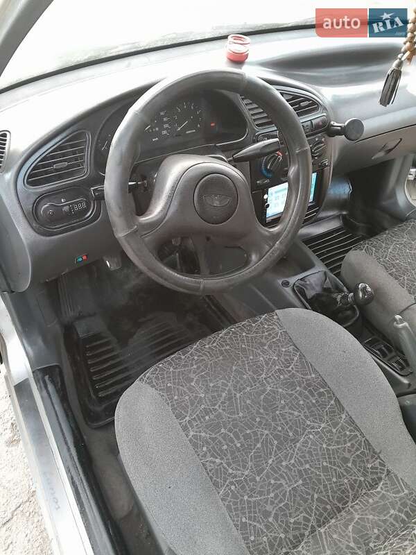 Седан Daewoo Sens 2005 в Дніпрі