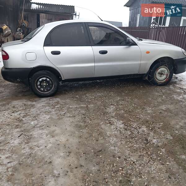 Седан Daewoo Sens 2003 в Черновцах
